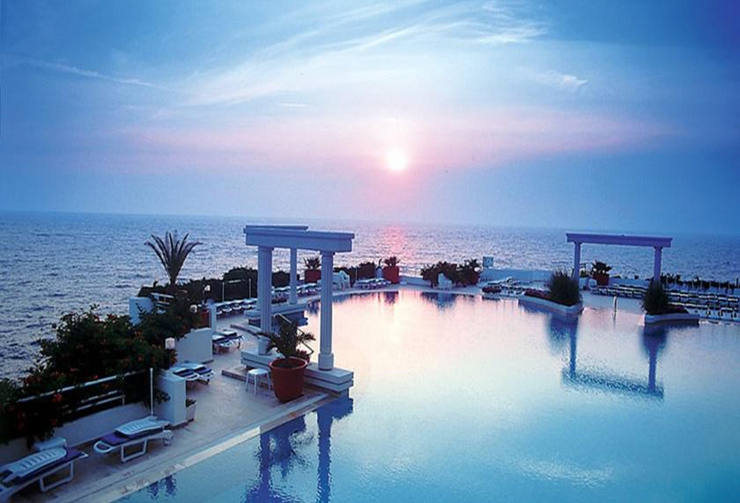 Korumar Deluxe 5* Kusadası
